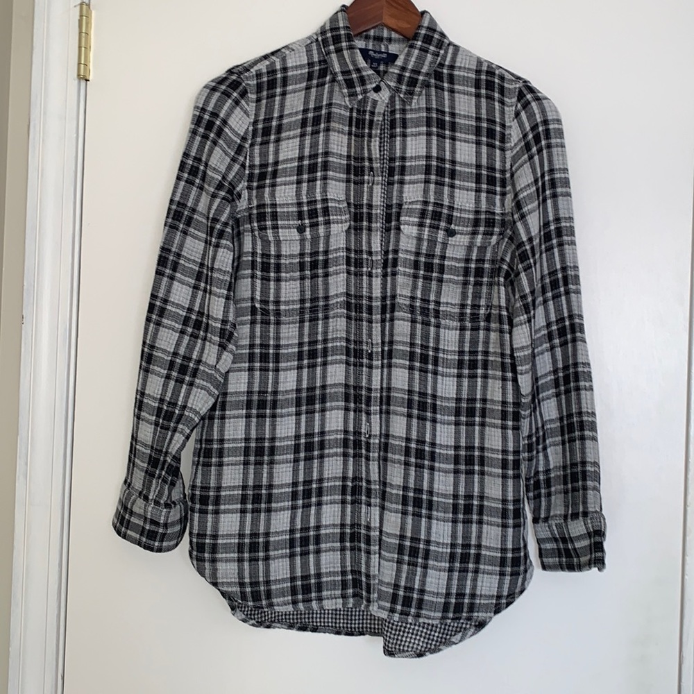 Madewell plaid button down XS